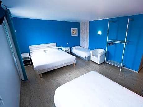 Family Room (4 People)