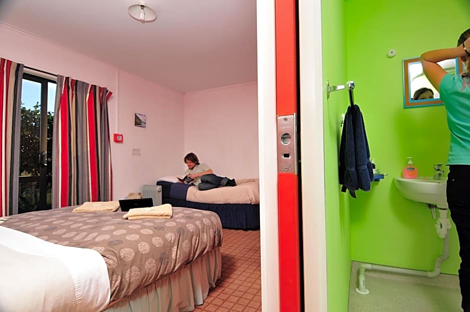 Tasman Bay Backpackers