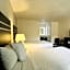 Clarion Inn & Suites Kissimmee-Lake Buena Vista South