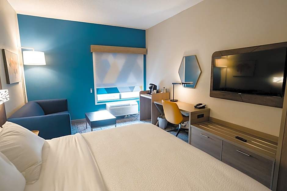 Holiday Inn Express Hotel & Suites Knoxville-North-I-75 Exit 112 By IHG