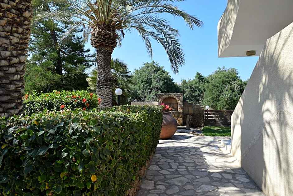 Anna Hotel Apartments
