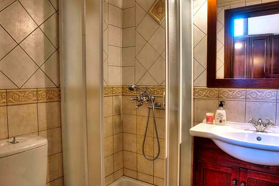 VILLA JUDI SLEEP 10, bedrooms 5, swimming pool