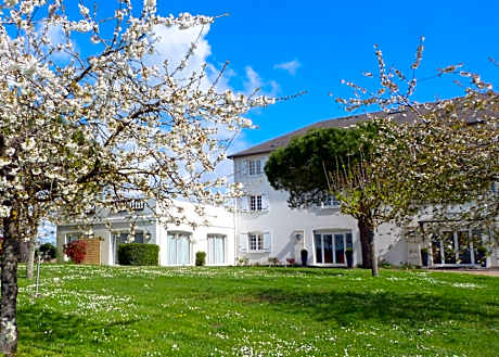 Logis Hôtel des Châteaux