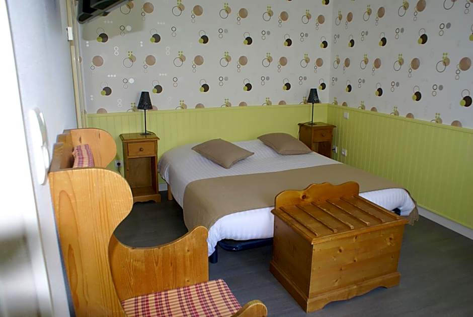 Logis Hotel Restaurant Le Vedaquais