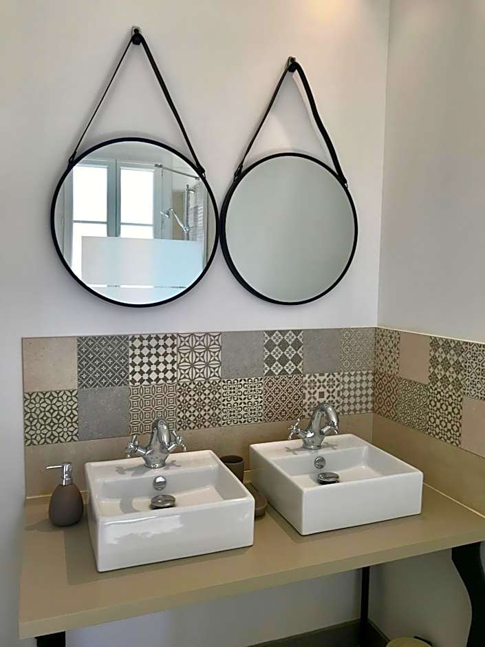 Ô 36 Rempart Sud B&B