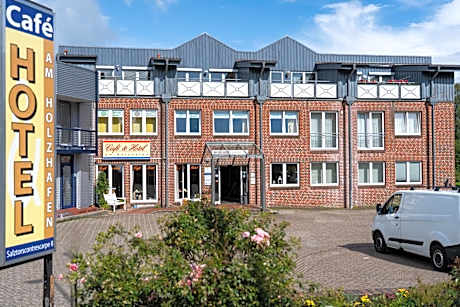 Hotel am Holzhafen