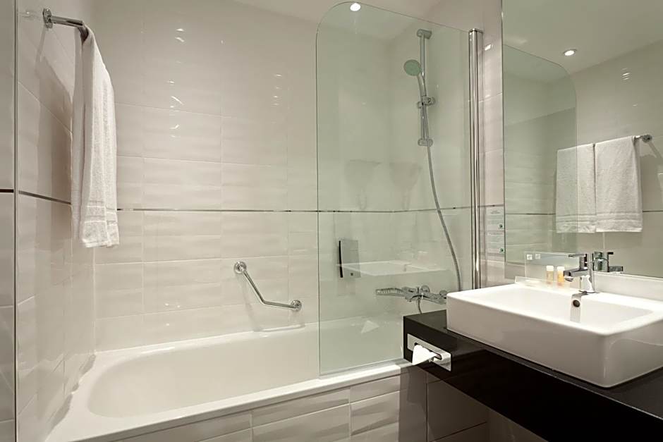 Holiday Inn Lille Ouest Englos By IHG