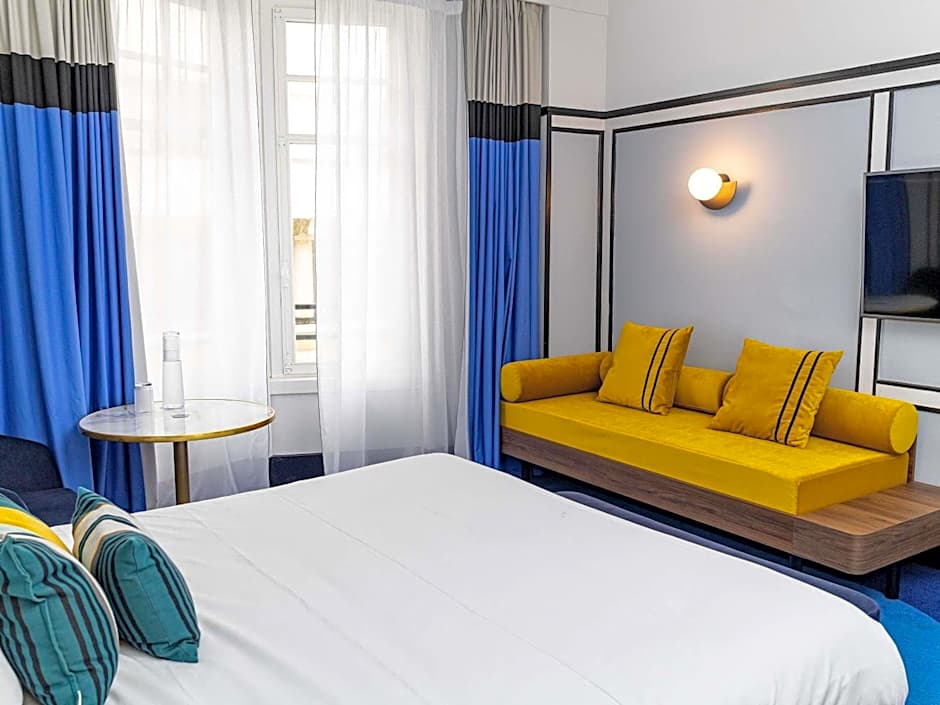 Hotel Plaza Biarritz Plage - Handwritten Collection