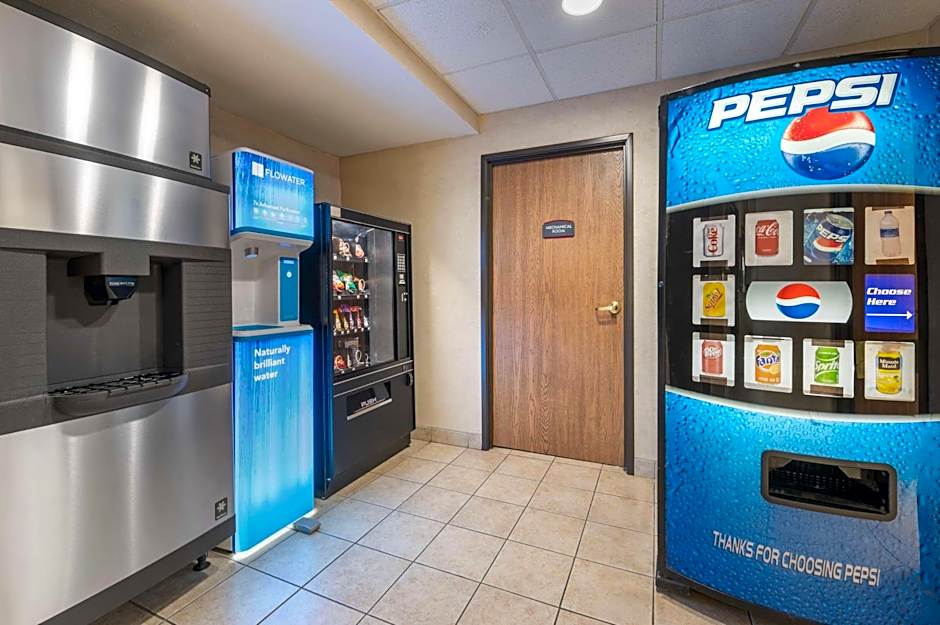 Best Western Plus Howe Inn