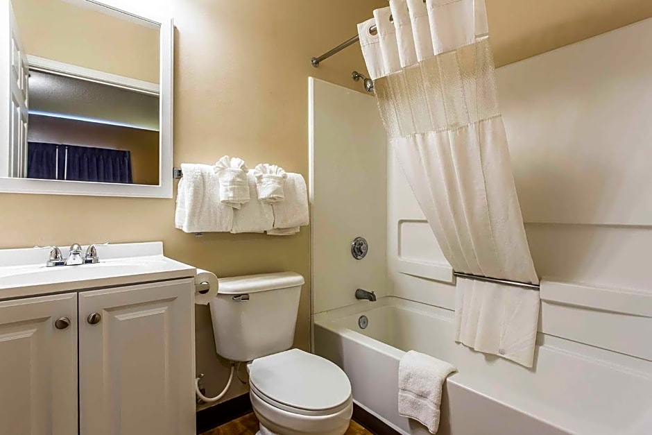 Suburban Studios near University of North Carolina-Charlotte