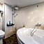 Restia Hotel Suwon Station Branch