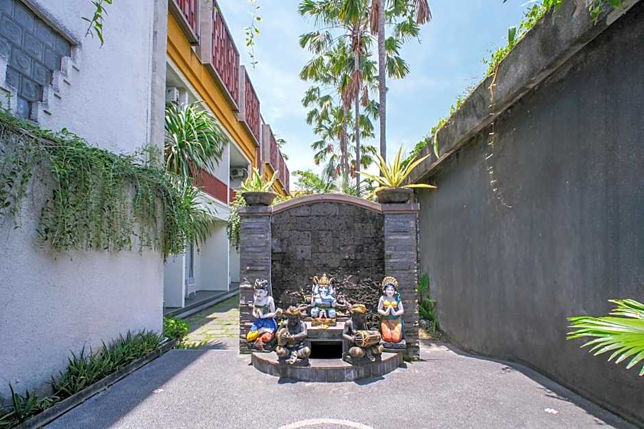 Transera Kamini Legian Hotel