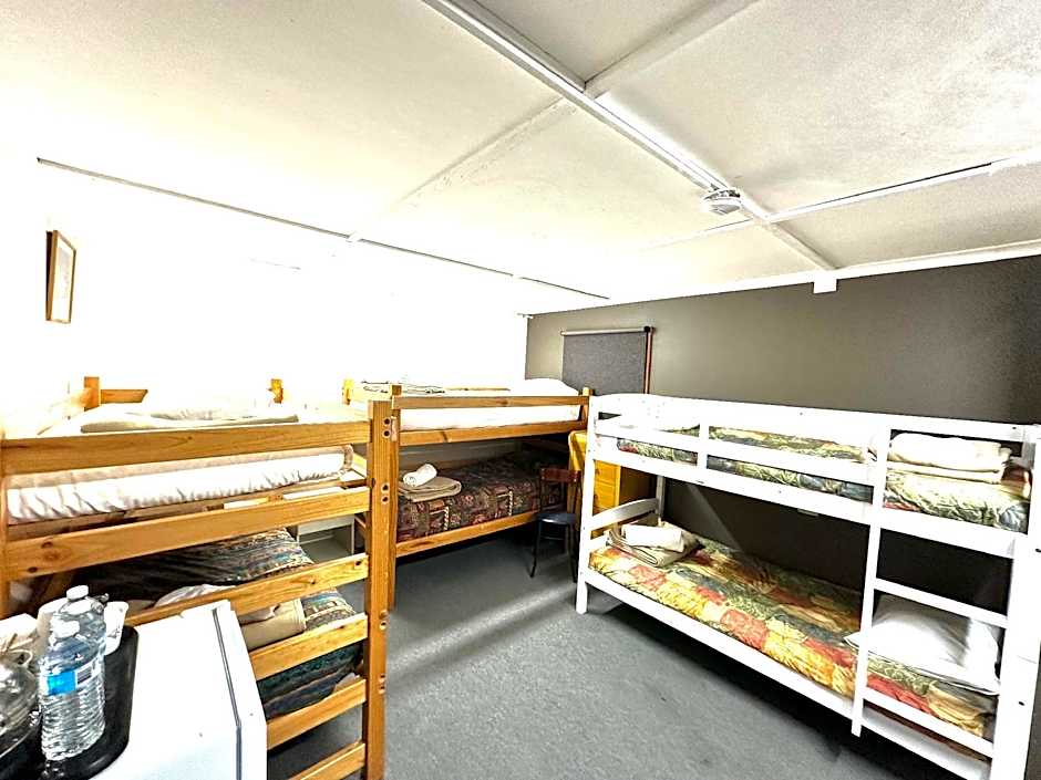 Photo 1 of 9 of Room for 8 People