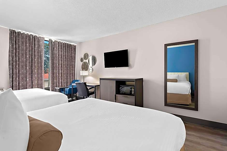 SureStay Plus by Best Western Windsor