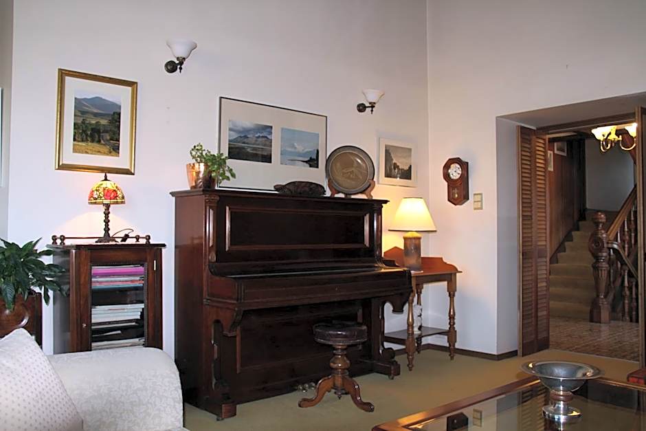 Bathurst Heights B&B