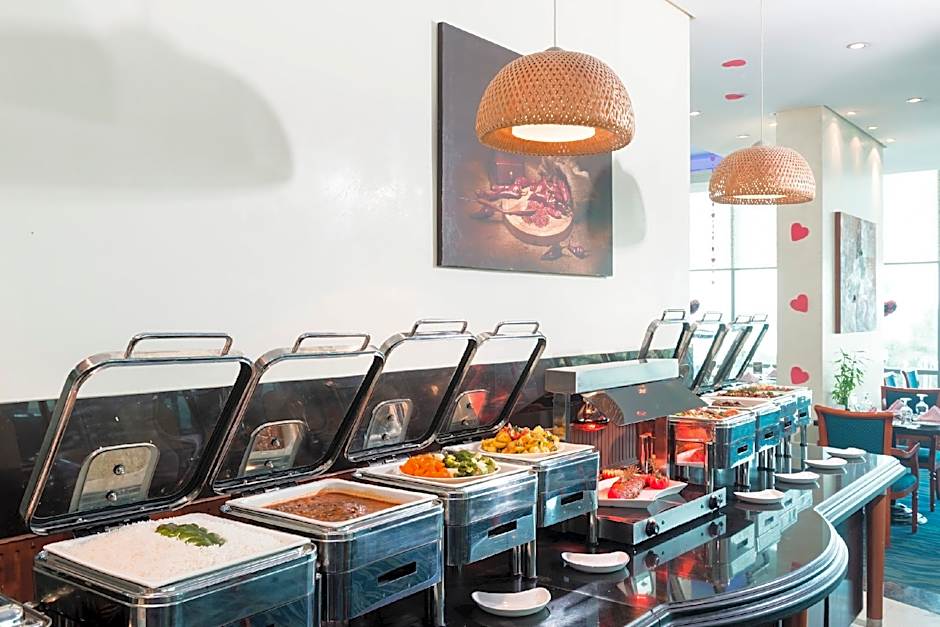 Costa Del Sol Hotel-Managed by Arabian Link International