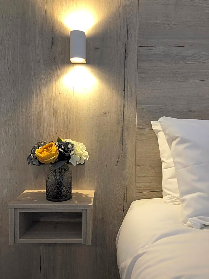 McNaughton Guestrooms