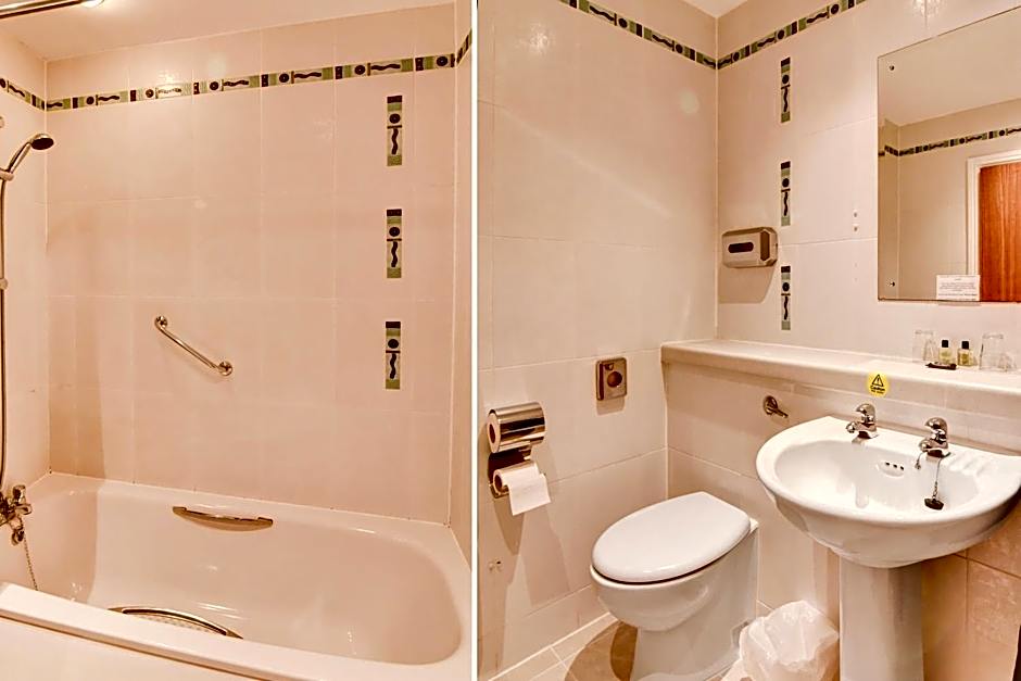 Aston Court Derby City Centre by Belvilla