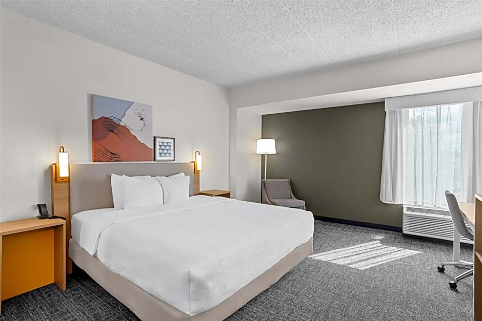 Spark by Hilton Des Plaines Chicago O'Hare