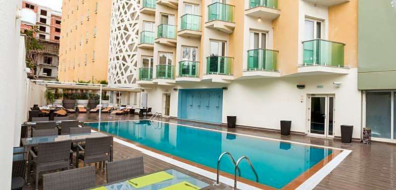 New Day Hotel