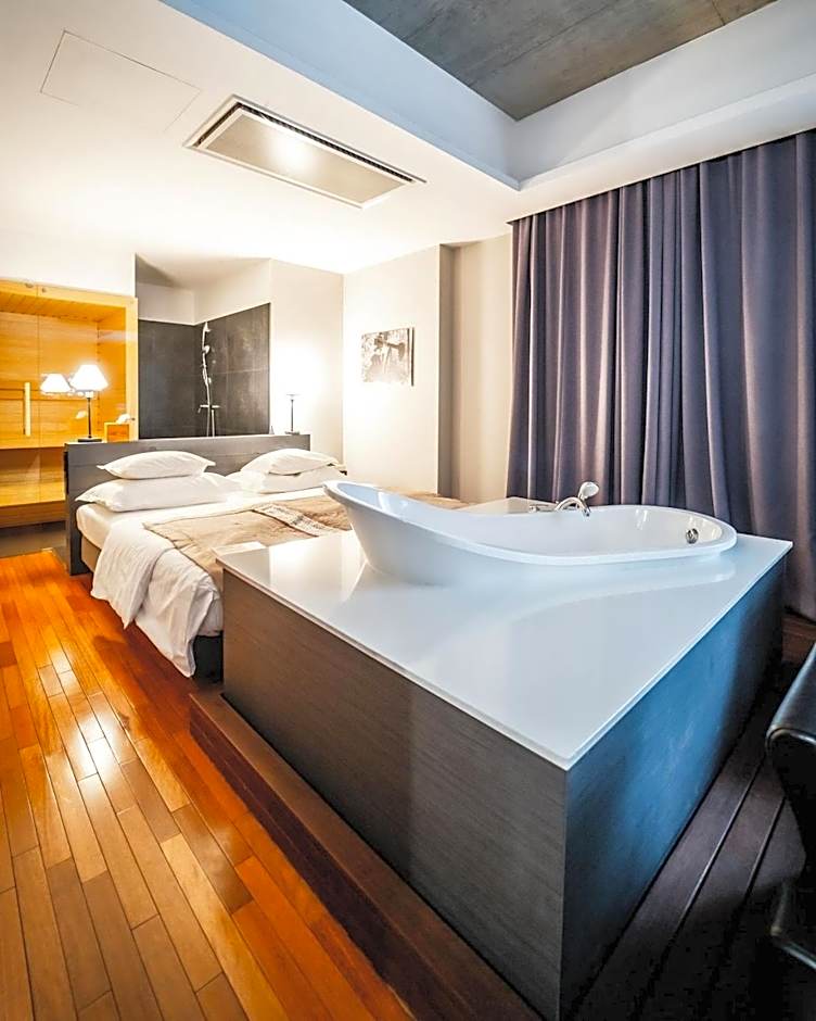 Bristol Tradition & Luxury Hotel