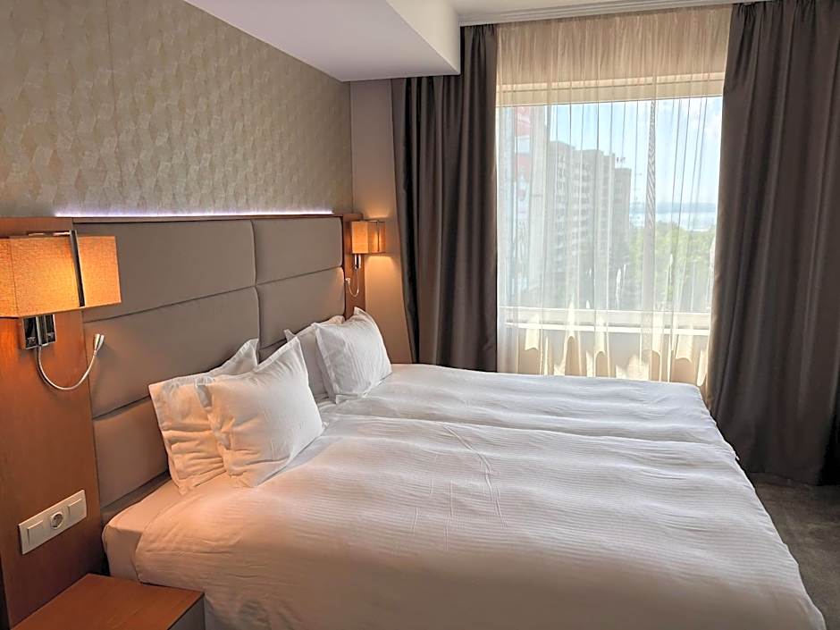 Hotel Golden Tulip Varna
