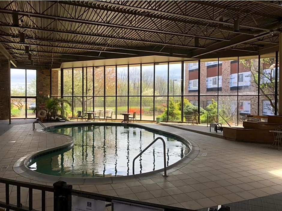 Ramada by Wyndham Michigan City
