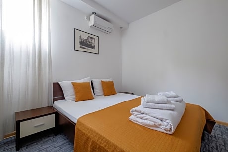 Two-Bedroom Large Family Apartment with Kitchen and Terrace