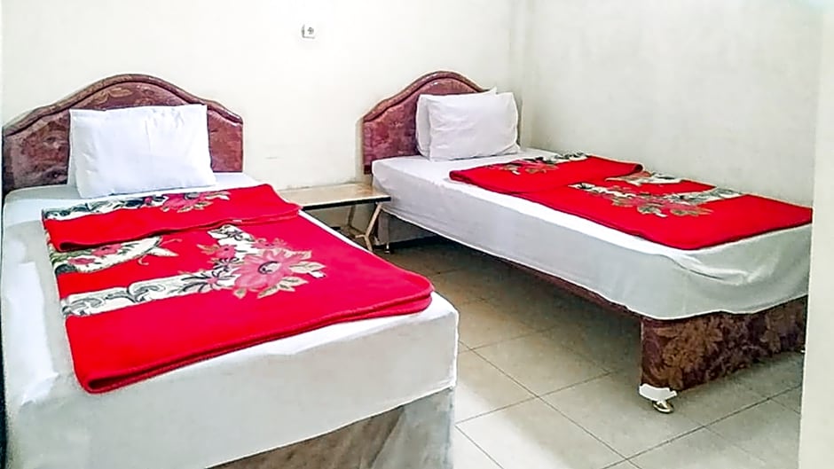 Villa Al Barokah Syariah Family Mitra RedDoorz near Sarangan Lake