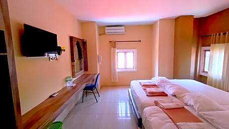 Hotel Syariah Larismanis