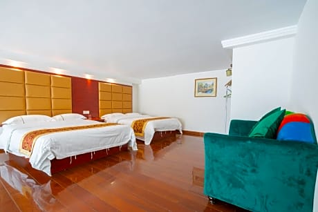 Superior Duplex Three-Bedroom Suite