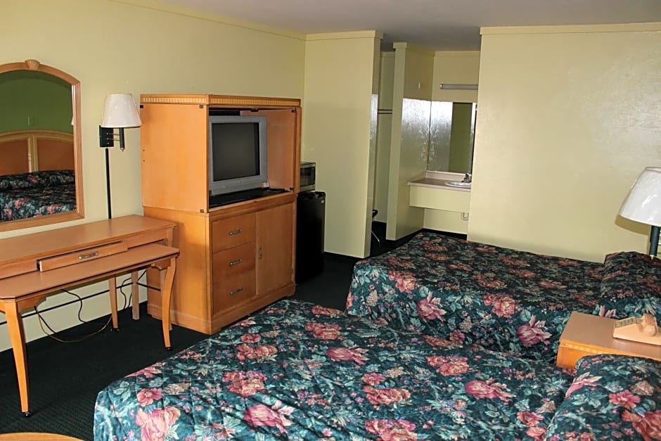 Travelers Inn Gainesville