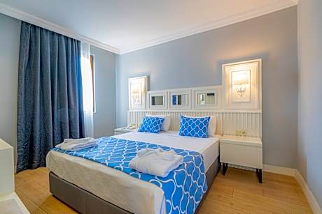 DOUBLE SINGLE USE LAND VIEW