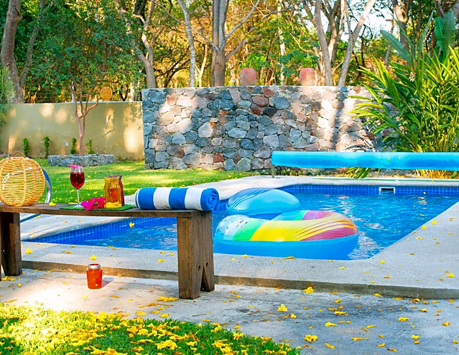 Htl & Villas Comala, alberca , parking, céntricas, Petfriendly