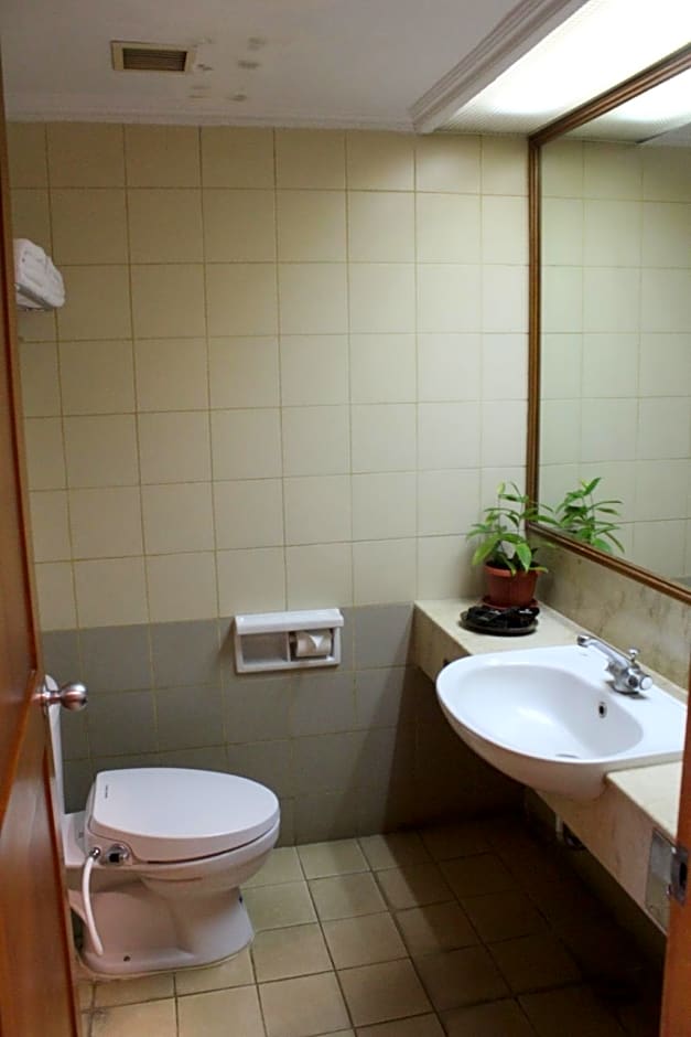 Bumi Wiyata Hotel