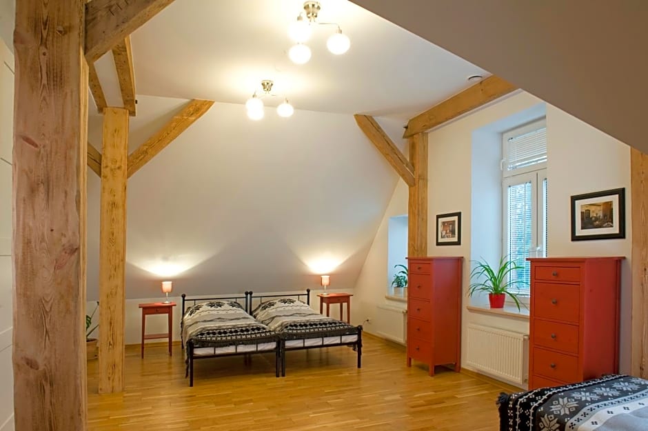 Stara Szkola Trzcin 20