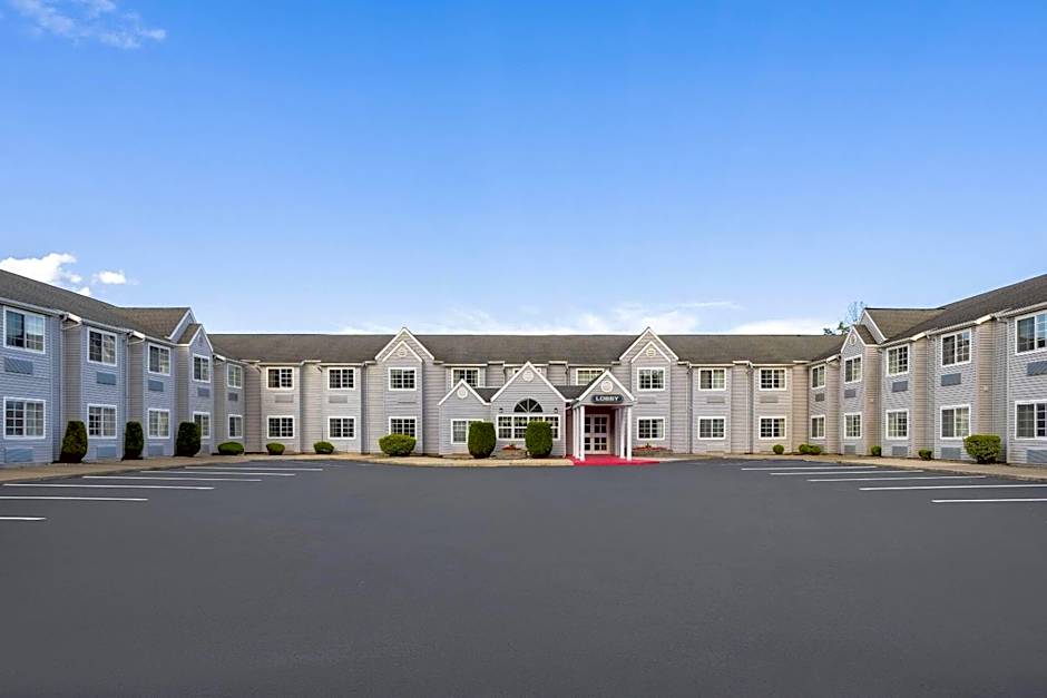 Microtel Inn By Wyndham Albany Airport