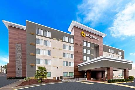La Quinta Inn & Suites by Wyndham Lynnwood