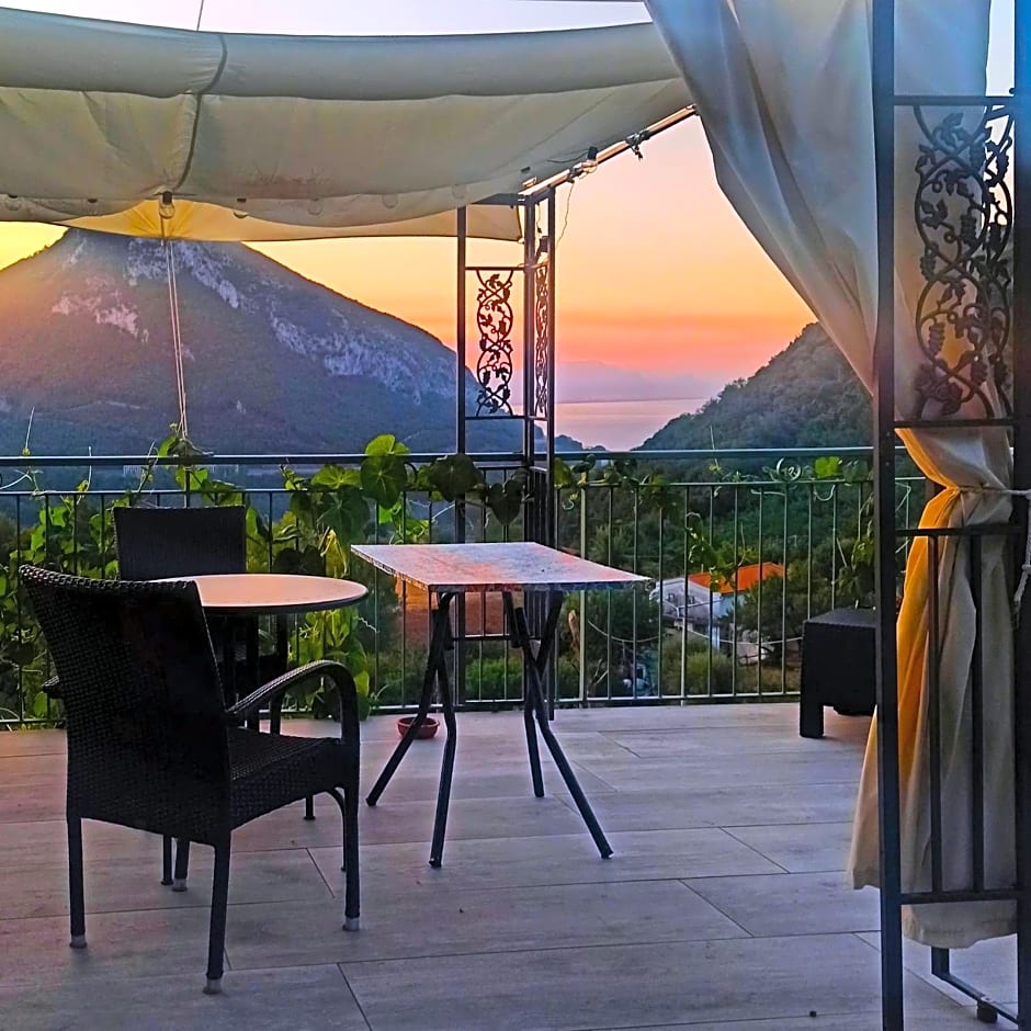 La Roccia Incantata Amalfi Coast