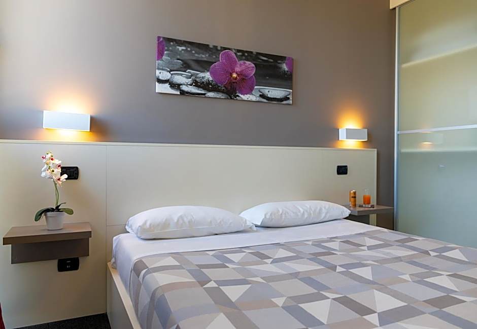 Hotel Giallo