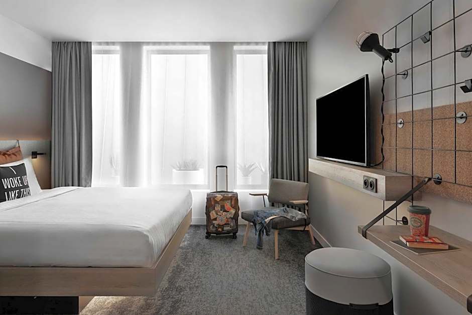 Moxy Lyon Airport