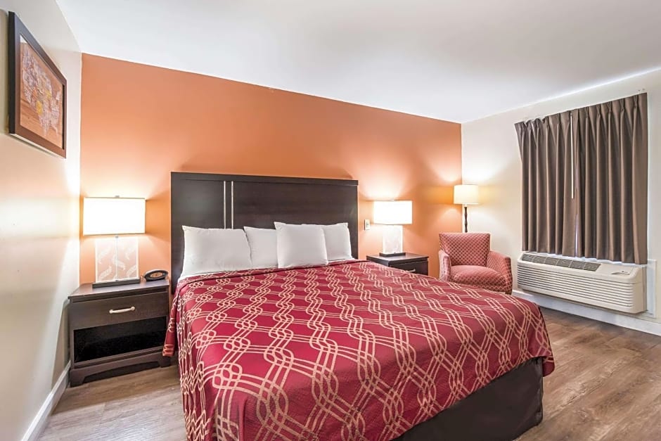 Econo Lodge Santee