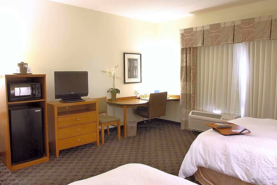 Hampton Inn By Hilton & Suites Chesapeake