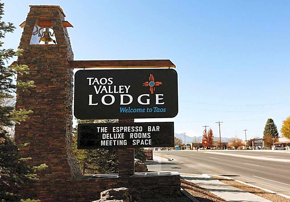 Taos Valley Lodge