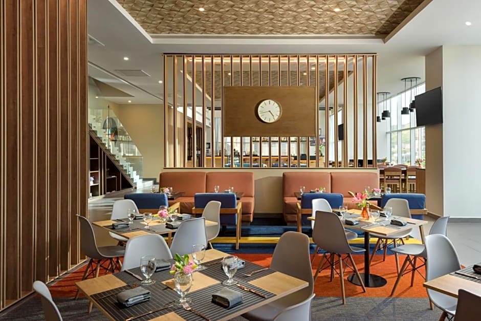 Hyatt House Monterrey Valle