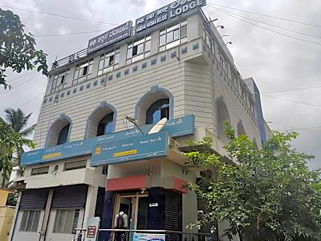 Harsha Varsha Deluxe Lodge