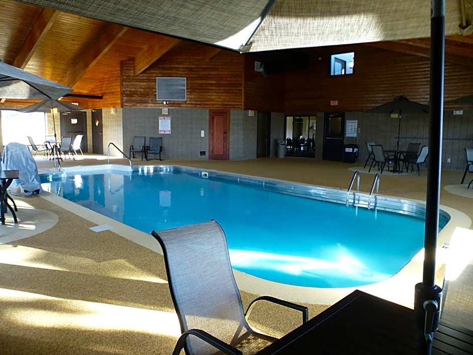 AmericInn by Wyndham Mitchell