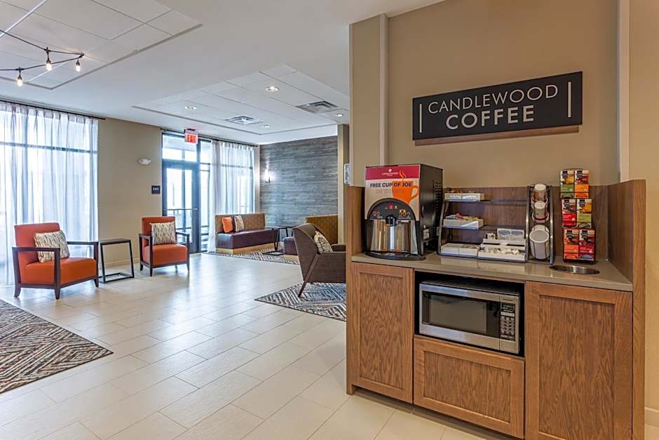 Candlewood Suites Fargo South-Medical Center by IHG