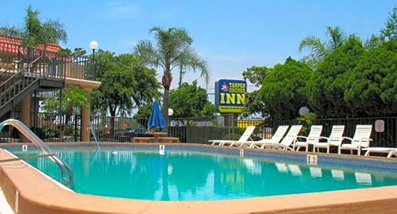 Tarpon Shores Inn