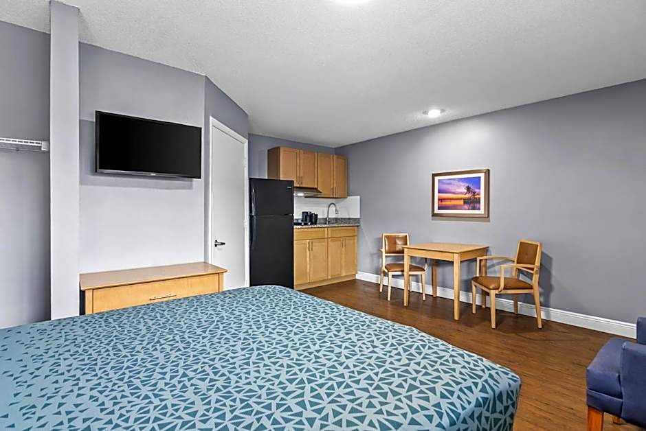 Suburban Studios Stuart near Federal Hwy 1